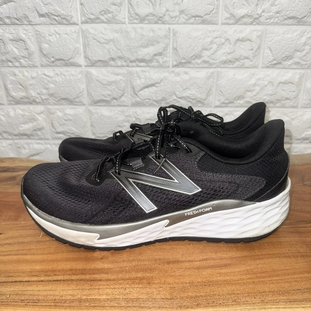 New Balance Fresh Foam‎ Arishi v4 Black Running Shoes Mens 12 MVARELB1